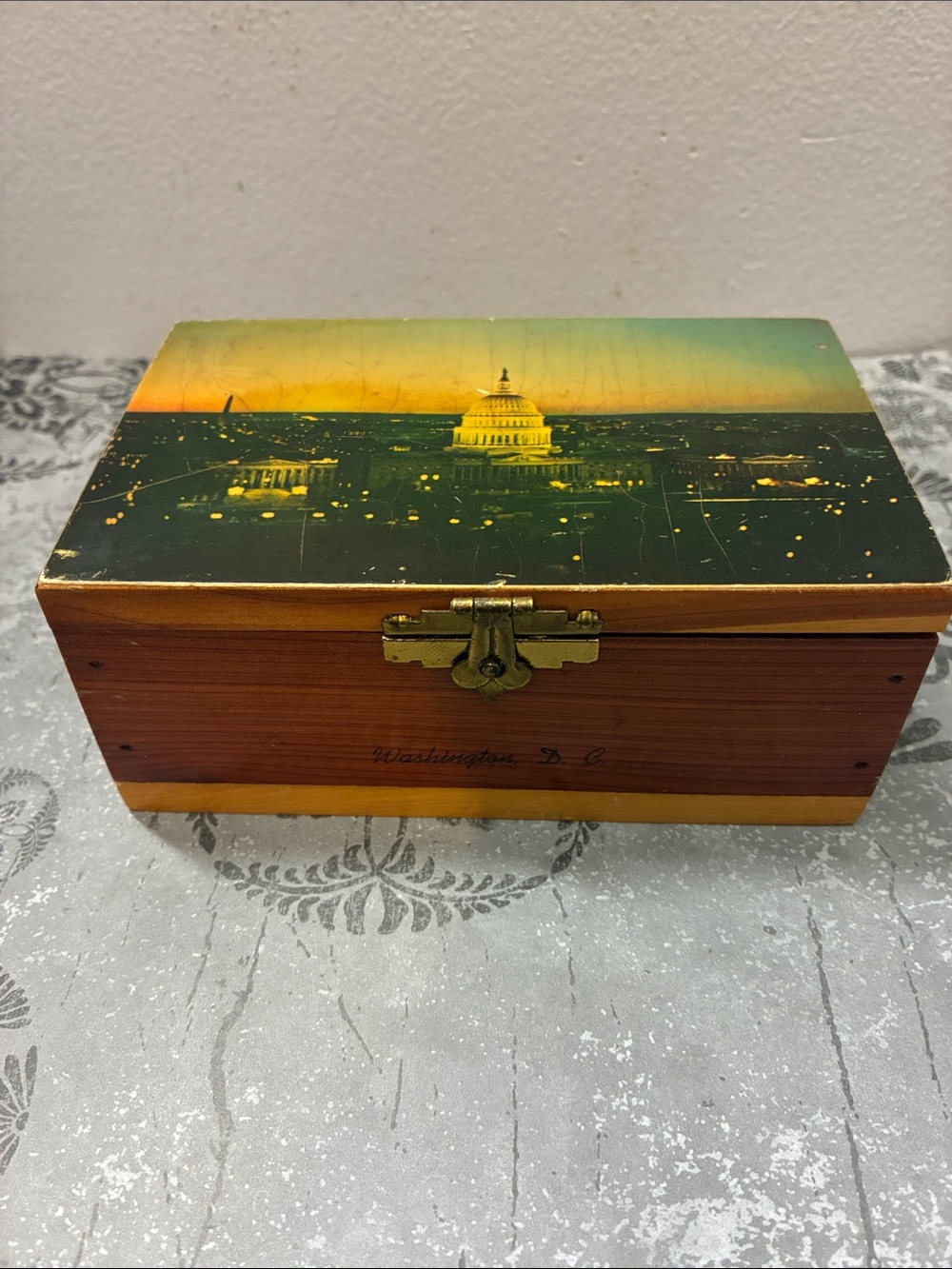 Vintage Washington D.C. Souvenir Wood Box with Capitol Image